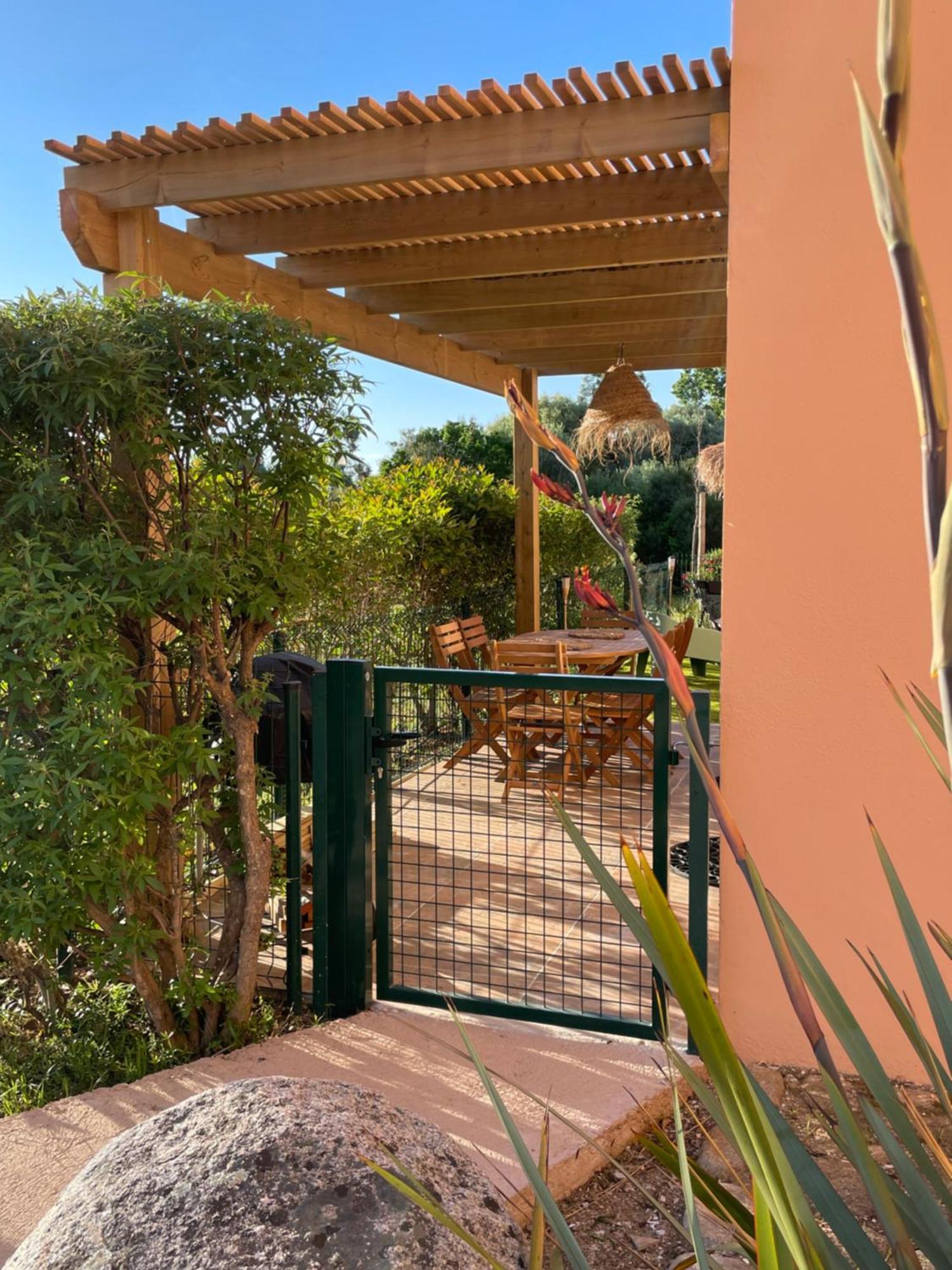 A Casa Di Lo Villa ลิชชี ภายนอก รูปภาพ